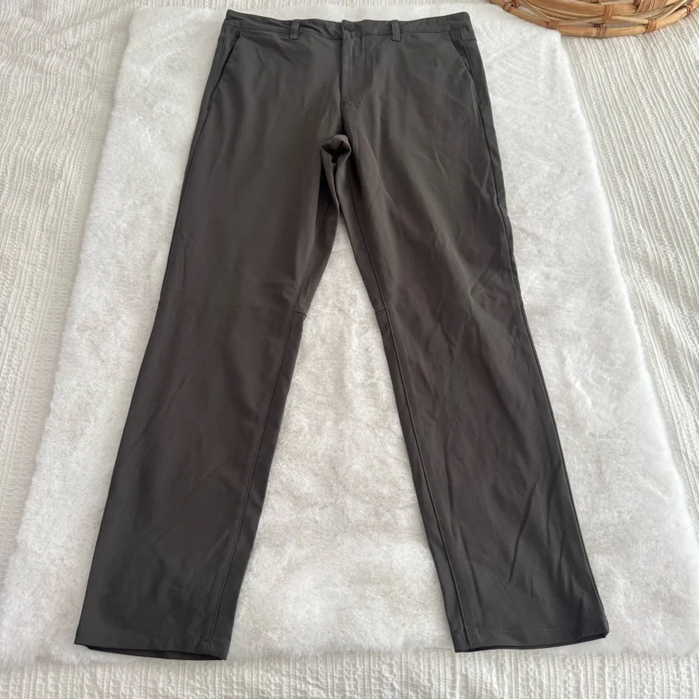 Cuts AO Pocket Pants Slim Fit Green Gray Performance Size 32x32